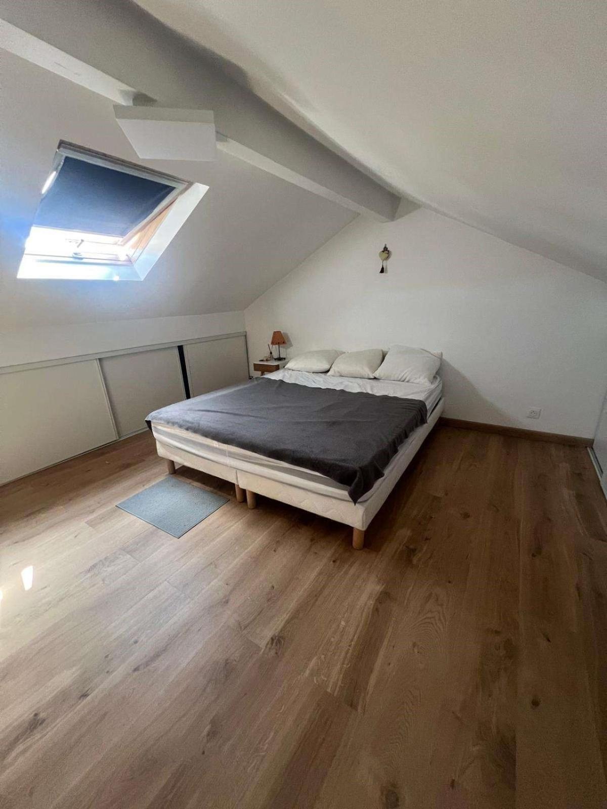 Ensemble D'appartements A - Bien Desservis Et Disponibles Separement Apartment La Courneuve